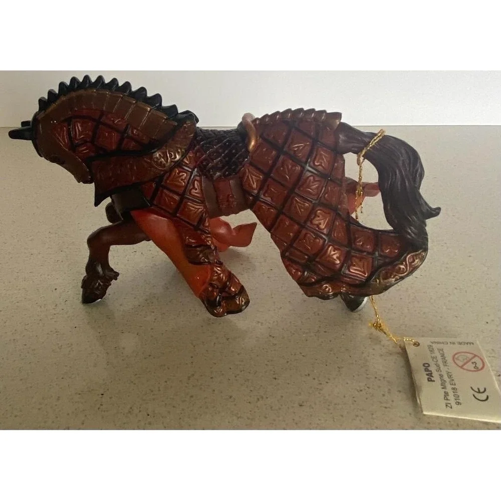 2007 Papo 39920 King of Knights‎ Horse Red 5" Figure - Picture 9 of 10